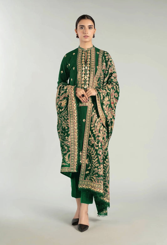 BAREEZE DHANAK 3 PEACE FULL HEAVY EMB SUIT WITH HEAVY EMB SHAWL FOR WINTER 2025-2026